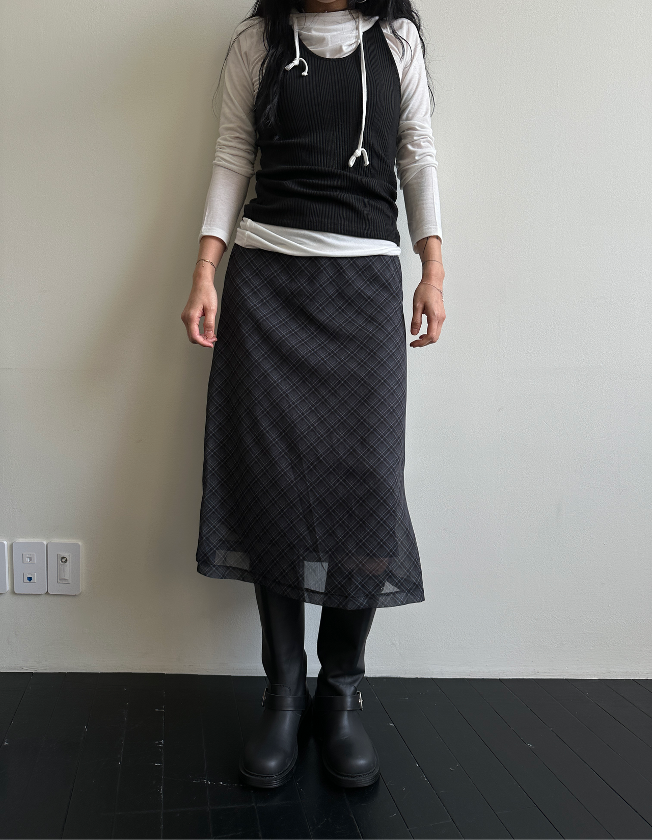 Layer checked pencil skirt