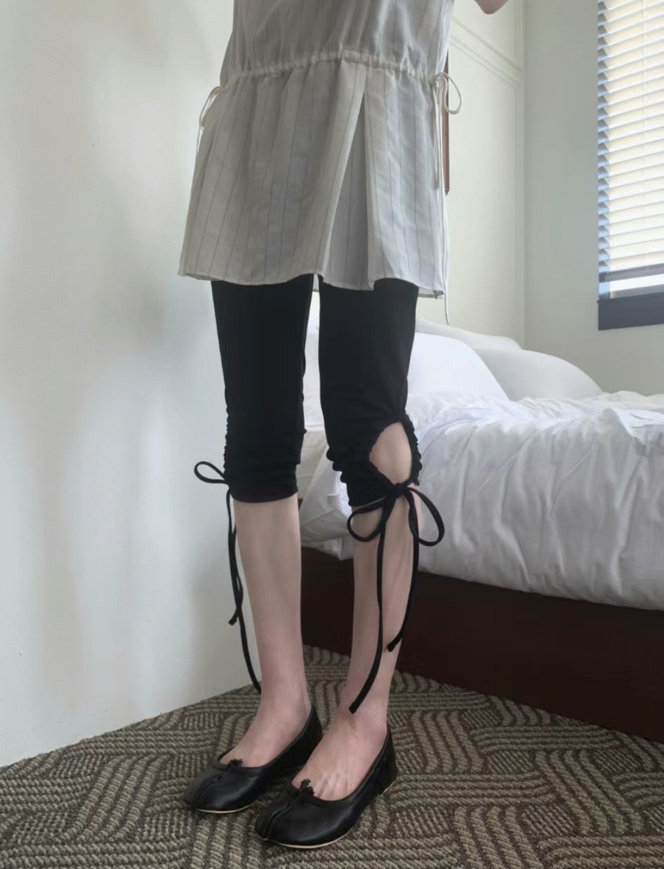 Ribbon Knee Legging